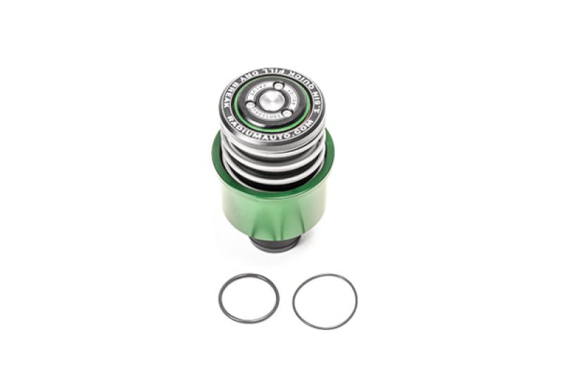 Radium Engineering 1.5in Dry Break Fuel Filler, Male, PRV - Circuit Hero