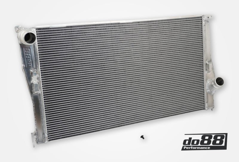 do88 07-13 BMW 135i/335i N54/N55 (E82/E88/E9X) Manual Radiator - Circuit Hero