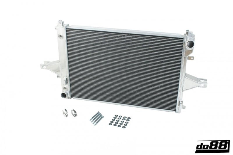 do88 Volvo S60 R V70 R S80 Automatic 99-08 Radiator - Circuit Hero