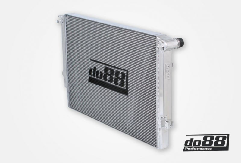 do88 Audi/Seat/Skoda/Volkswagen 1.8T/2.0T (MQB) Radiator - Circuit Hero
