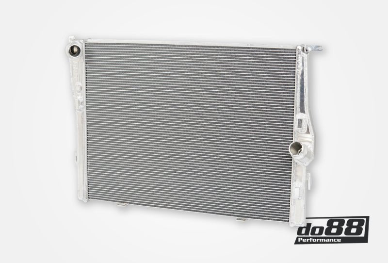 do88 07-13 BMW M3 (E90/E92/E93) Aluminum Radiator - Circuit Hero