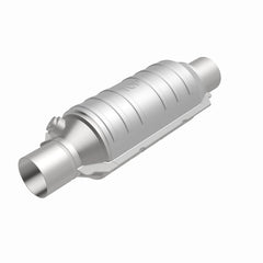 MagnaFlow Universal Catalytic Converter 2.25inch GM 3.8L - Circuit Hero